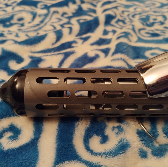 Infiniti Pro by Conair Air Curling Iron. Purple. - Picture 3 of 3